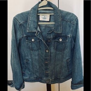 Ladies Medium Sonoma jean jacket